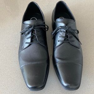Calvin Klein men's dress shoes size 10